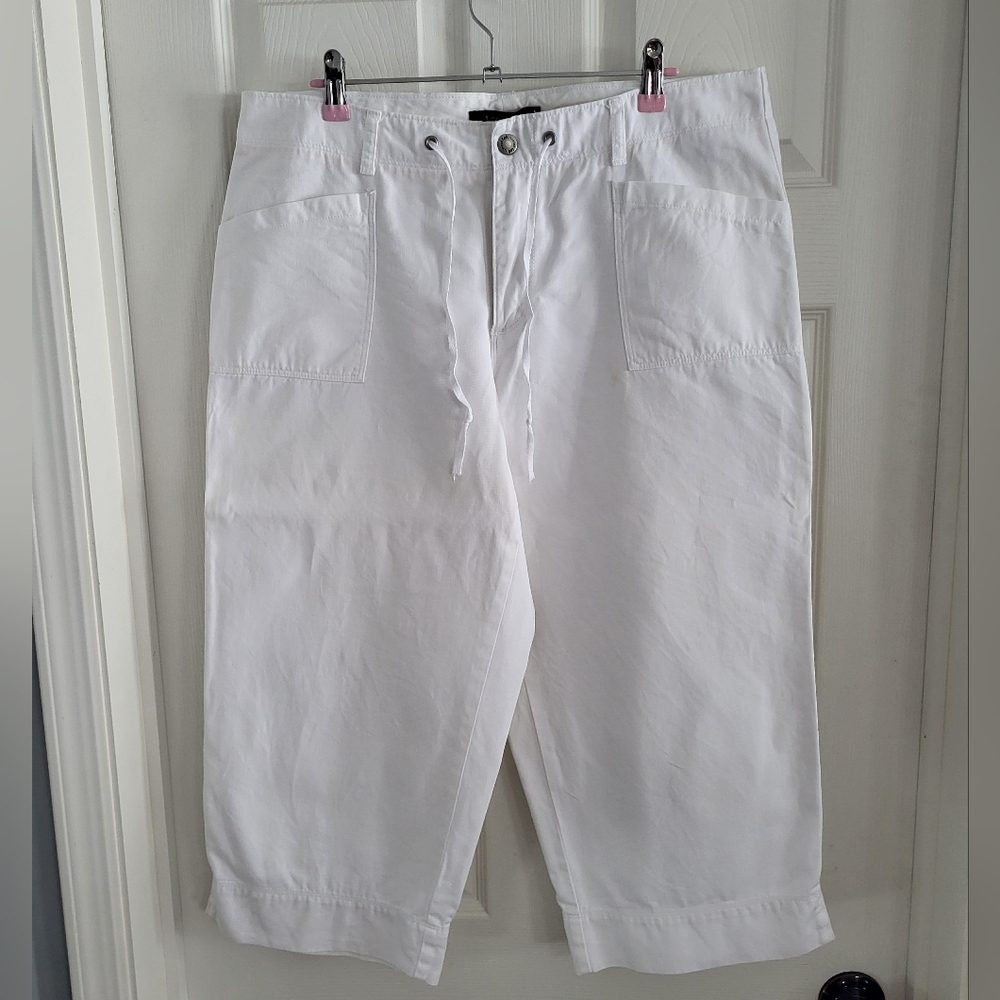Lee|riveted White Drawstring Crop/Capri Pants